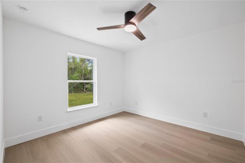 House in Citrus Springs, Florida 4 bedrooms, 162.21 sq.m. № 2391356 - photo 22