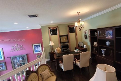 Villa ou maison à vendre à Miami, Floride: 4 chambres, 227.7 m2 № 1998992 - photo 12