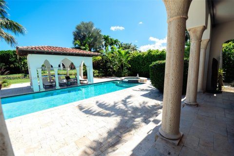 Casa en alquiler en Miami, Florida, 6 dormitorios, 494.43 m2 № 2085715 - foto 30