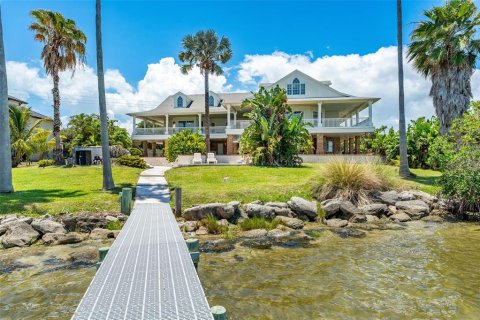 House in Melbourne, Florida 8 bedrooms, 898.74 sq.m. № 1198801 - photo 17