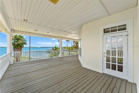 House in Melbourne, Florida 8 bedrooms, 898.74 sq.m. № 1198801 - photo 25