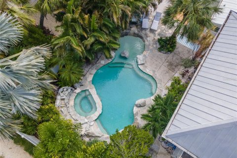 Villa ou maison à Longboat Key, Floride 2 chambres, 153.29 m2 № 2140483