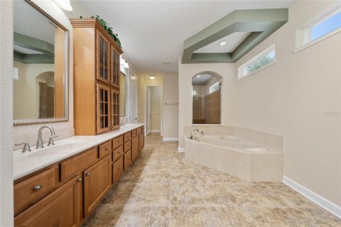 House in Sanford, Florida 5 bedrooms, 339.65 sq.m. № 2150137 - photo 26
