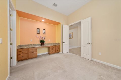 House in Sanford, Florida 5 bedrooms, 339.65 sq.m. № 2150137 - photo 20