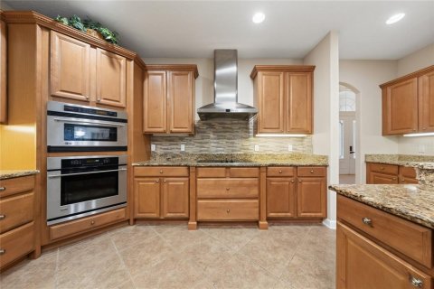 House in Sanford, Florida 5 bedrooms, 339.65 sq.m. № 2150137 - photo 29
