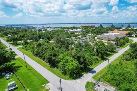 Terreno en venta en Punta Gorda, Florida № 1279075 - foto 2