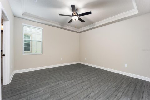 House in Kissimmee, Florida 5 bedrooms, 210.7 sq.m. № 1563691 - photo 4
