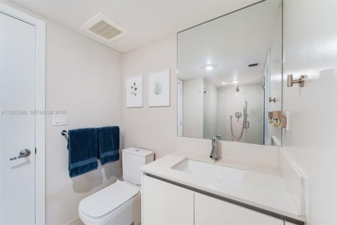 Condominio en venta en Bay Harbor Islands, Florida, 2 dormitorios, 112.88 m2 № 2183210 - foto 13