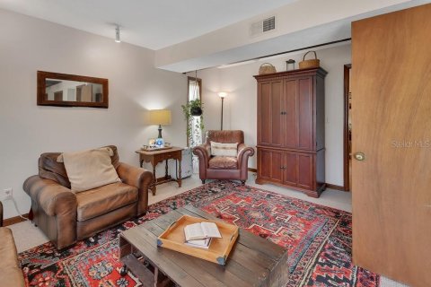 Casa en venta en DeLand, Florida, 4 dormitorios, 194.35 m2 № 2219507 - foto 10