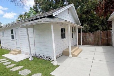 Immobilier commercial à vendre à Saint Petersburg, Floride: 7 chambres, 192.68 m2 № 2345429 - photo 19
