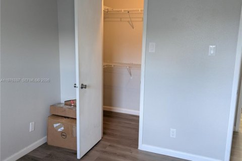 Copropriété à louer à Miami, Floride: 1 chambre, 53.79 m2 № 2040953 - photo 7