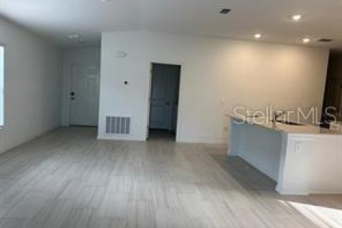 House in San Antonio, Florida 4 bedrooms, 168.15 sq.m. № 1866775 - photo 2
