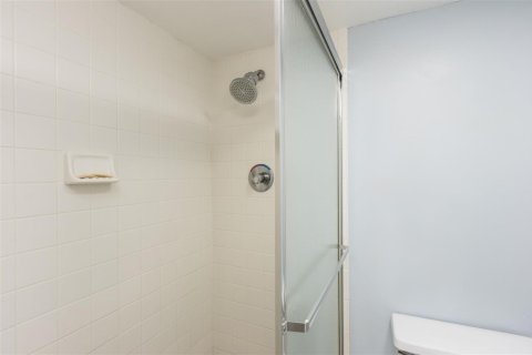 Condo in Pembroke Pines, Florida, 2 bedrooms № 2081694 - photo 24