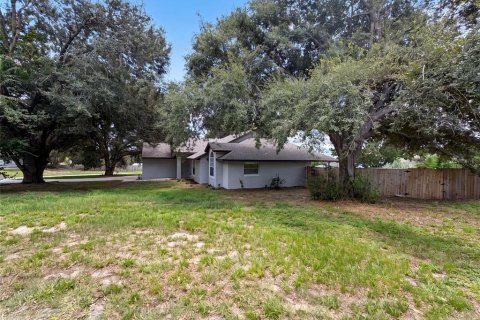 House in Winter Garden, Florida 4 bedrooms, 165.18 sq.m. № 2227392 - photo 25