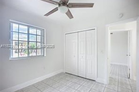 Adosado en alquiler en Hialeah, Florida, 3 dormitorios, 109.62 m2 № 1790987 - foto 22