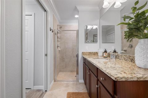Condo in Bradenton, Florida, 2 bedrooms in LAKEWOOD NATIONAL  № 1841645 - photo 16