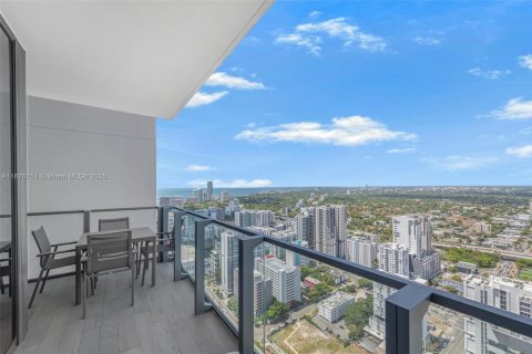 Condo in Miami, Florida, 1 bedroom  № 1696855 - photo 22