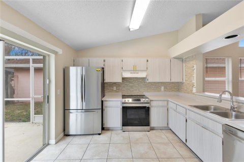 Casa en venta en Kissimmee, Florida, 3 dormitorios, 120.87 m2 № 2218538 - foto 7
