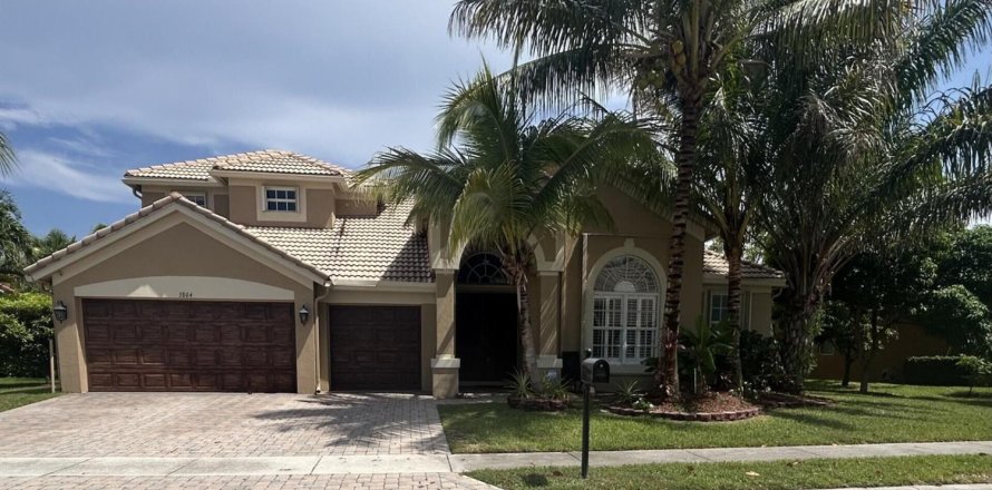Casa en West Palm Beach, Florida 5 dormitorios, 326.92 m2 № 2323945