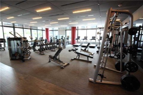 Copropriété à louer à Miami, Floride: 1 chambre, 76.92 m2 № 2009756 - photo 17