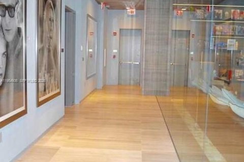 Copropriété à louer à Miami, Floride: 1 chambre, 76.92 m2 № 2009756 - photo 11