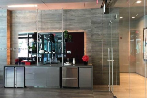 Copropriété à louer à Miami, Floride: 1 chambre, 76.92 m2 № 2009756 - photo 9