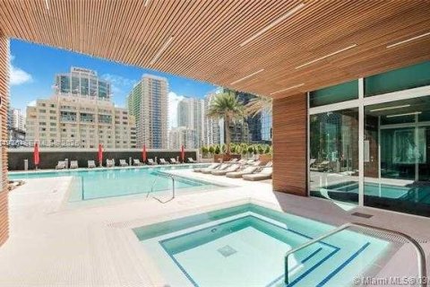 Copropriété à louer à Miami, Floride: 1 chambre, 76.92 m2 № 2009756 - photo 3