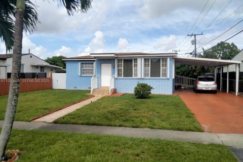 Купить виллу или дом в Хайалиа, Флорида 3 спальни, 130.25м2, № 1991955 - фото 1