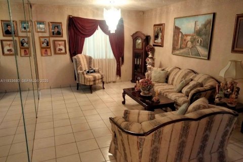 Купить виллу или дом в Хайалиа, Флорида 3 спальни, 130.25м2, № 1991955 - фото 4