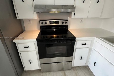 Copropriété à vendre à Lauderhill, Floride: 2 chambres, 99.41 m2 № 2091143 - photo 30