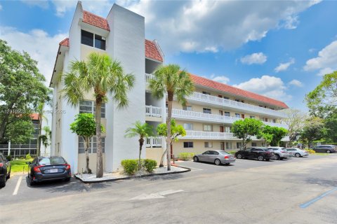 Copropriété à vendre à Lauderhill, Floride: 2 chambres, 99.41 m2 № 2091143 - photo 22
