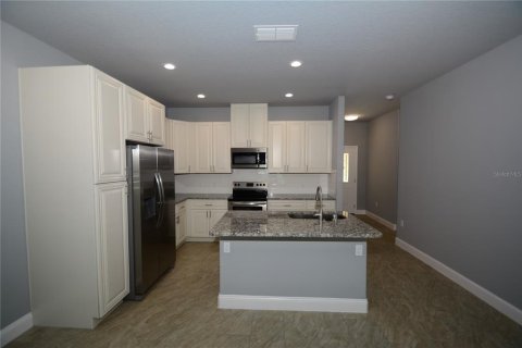 Apartamento en alquiler en Palm Coast, Florida, 3 dormitorios, 110.27 m2 № 1873410 - foto 8