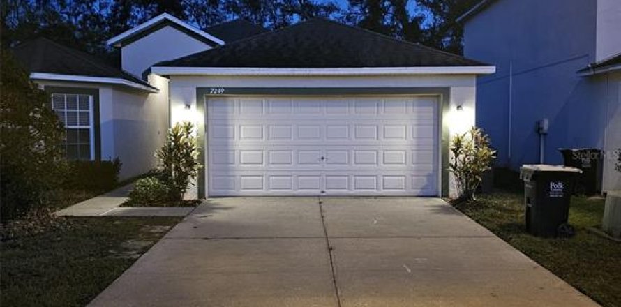 Villa ou maison à Lakeland, Floride 3 chambres, 162.21 m2 № 2220983