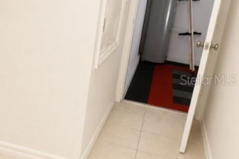 Villa ou maison à louer à Lakeland, Floride: 3 chambres, 162.21 m2 № 2220983 - photo 7