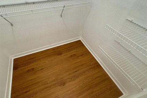 Villa ou maison à louer à Lakeland, Floride: 3 chambres, 162.21 m2 № 2220983 - photo 20