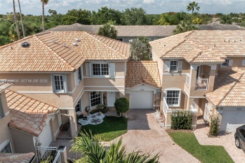 Adosado en alquiler en Pembroke Pines, Florida, 3 dormitorios, 160.35 m2 № 2077992 - foto 21