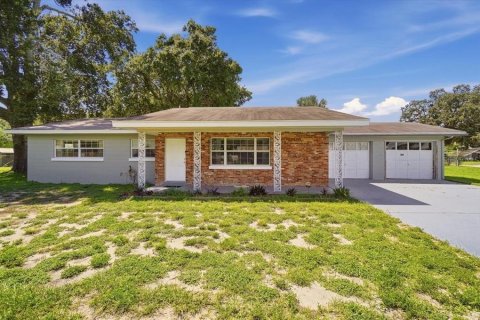 Villa ou maison à Winter Haven, Floride 2 chambres, 166.02 m2 № 2369354