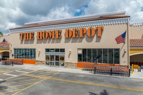 Condo in Pembroke Pines, Florida, 2 bedrooms  № 2047125 - photo 28