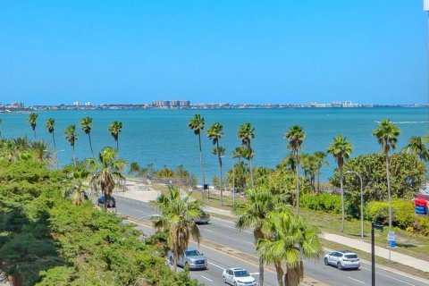 Condo in Sarasota, Florida, 3 bedrooms  № 1746750 - photo 5