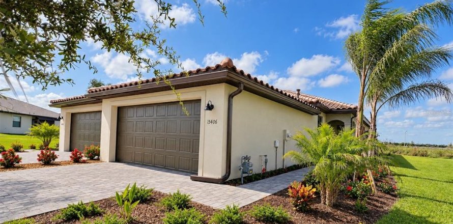 Villa ou maison à Bradenton, Floride 2 chambres, 144.65 m2 № 2424138
