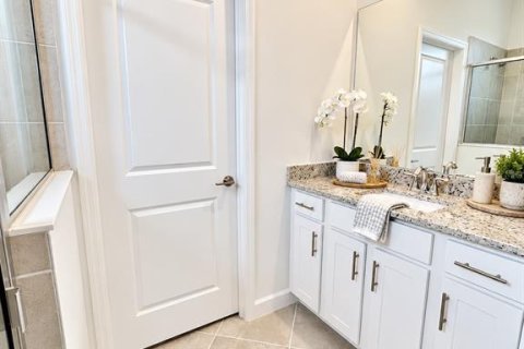 Villa ou maison à louer à Bradenton, Floride: 2 chambres, 144.65 m2 № 2424138 - photo 11