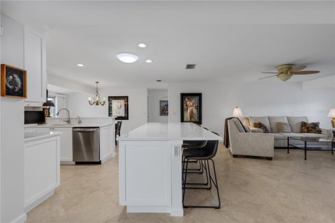 Villa ou maison à vendre à Sarasota, Floride: 2 chambres, 141.95 m2 № 2413911 - photo 29