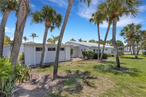Villa ou maison à vendre à Sarasota, Floride: 2 chambres, 141.95 m2 № 2413911 - photo 2