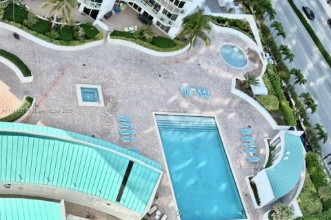 Condo in Sunny Isles Beach, Florida, 3 bedrooms  № 1860726 - photo 23