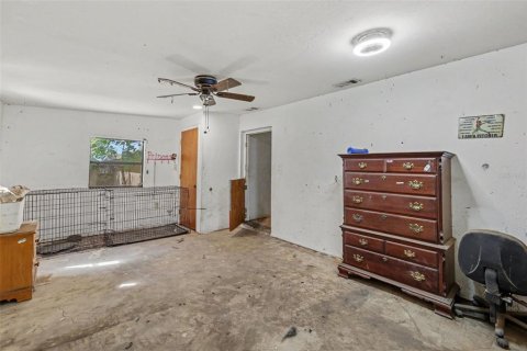 Villa ou maison à vendre à Ocklawaha, Floride: 5 chambres, 143.81 m2 № 2207440 - photo 18