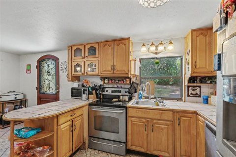 Villa ou maison à vendre à Ocklawaha, Floride: 5 chambres, 143.81 m2 № 2207440 - photo 10