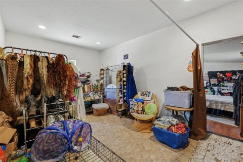 Villa ou maison à vendre à Ocklawaha, Floride: 5 chambres, 143.81 m2 № 2207440 - photo 16