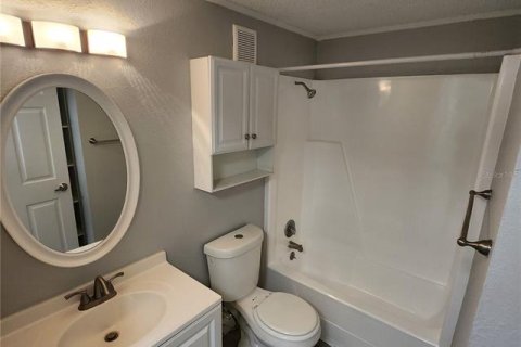Снять в аренду квартиру в Плант-Сити, Флорида 4 комнаты, 78.97м2, № 2150554 - фото 7