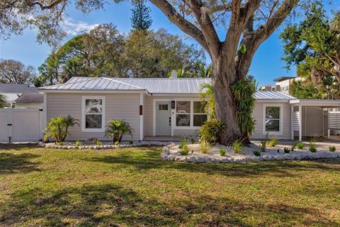 Villa ou maison à Sarasota, Floride 4 chambres, 144 m2 № 2299115