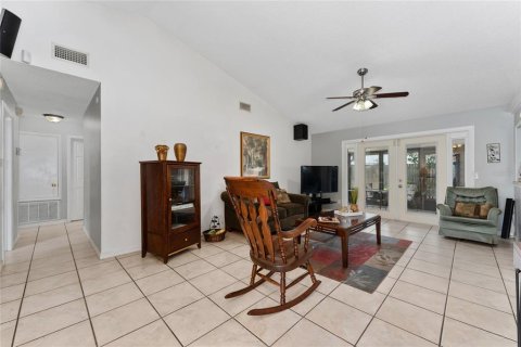 House in Sanford, Florida 3 bedrooms, 148.55 sq.m. № 1894449 - photo 27